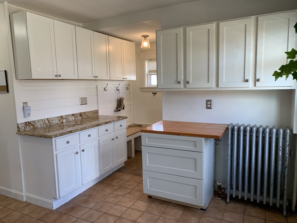 25 Clark Street Worcester, MA 01606 - Photo 9 of 41
