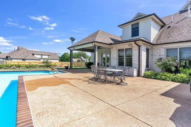 $642,901 | 615 Glenshee Drive, Rossville, TN 38066