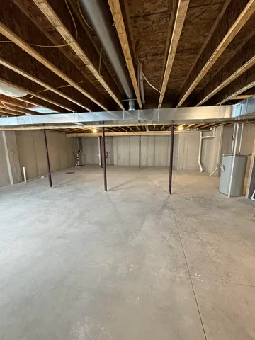 $404,900 | 1235 Putnam Drive, Pulaski, WI 54162