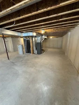 $404,900 | 1235 Putnam Drive, Pulaski, WI 54162