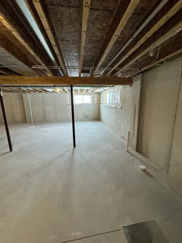 $404,900 | 1235 Putnam Drive, Pulaski, WI 54162