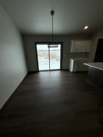 $404,900 | 1235 Putnam Drive, Pulaski, WI 54162