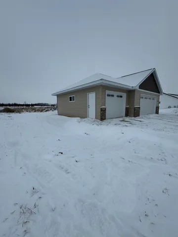 $404,900 | 1235 Putnam Drive, Pulaski, WI 54162