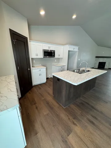 $404,900 | 1235 Putnam Drive, Pulaski, WI 54162