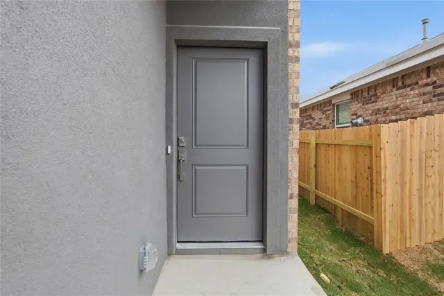 $2,295 | 1404 Roaming Oak Bend, Georgetown, TX 78628