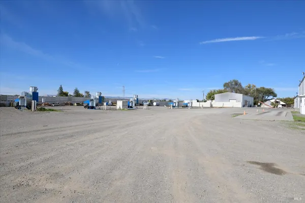 $5,200,000 | 5430 Putah Creek Road, Winters, CA 95694