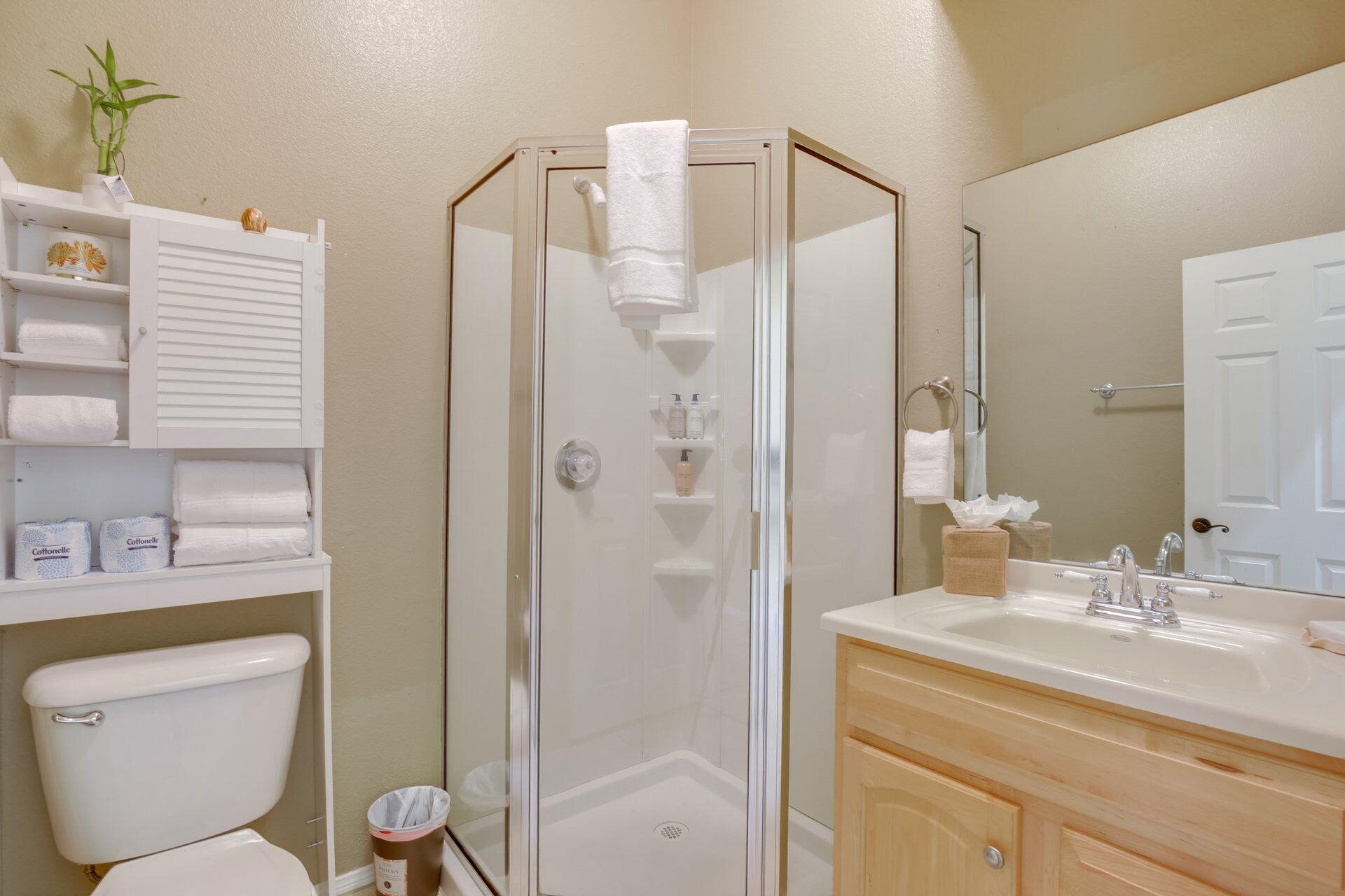 14997 McCarger Road Desert Hot Springs, CA 92240 - Photo 10 of 18 Guest Bath