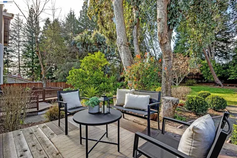 $1,690,000 | 2240 Tahiti Drive, San Ramon, CA 94583