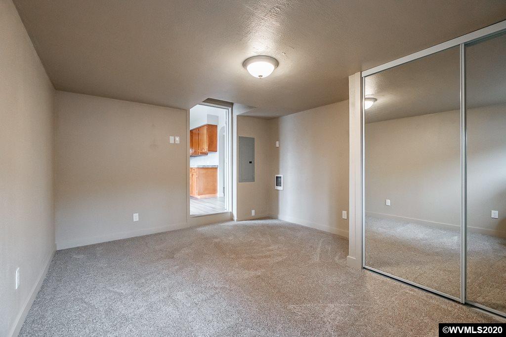 88 Walker Road Lebanon, OR 97355 - Photo 14 of 29 Gallery Image 14