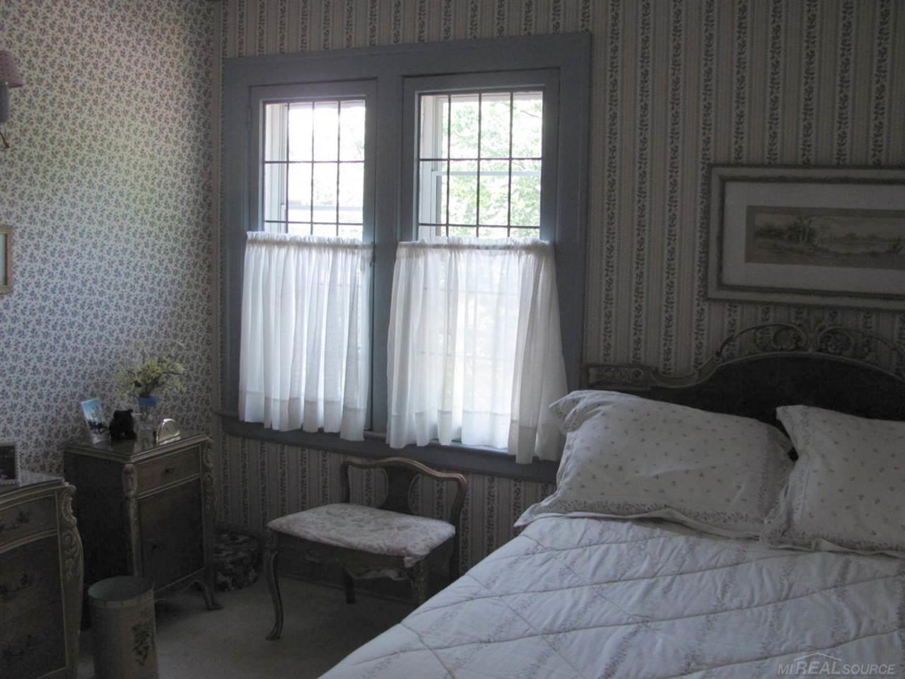 120 Mapleton Road Grosse Pointe Farms, MI 48236 - Photo 20 of 24