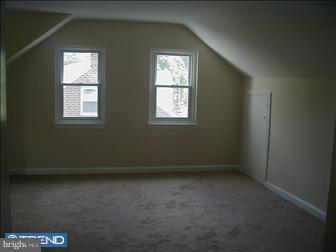 73 Rodmor Road Havertown, PA 19083 - Photo 4 of 6