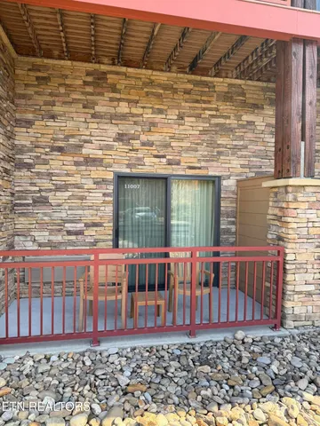 $385,000 | 1424 Old Knoxville Highway, Unit 11001, Sevierville, TN 37876