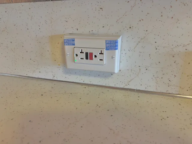 a view of a utility room