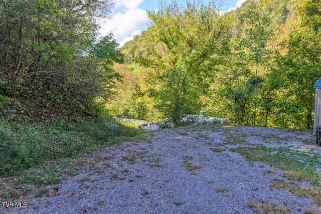 $399,900 | 3652 Horton Ford Road, Eidson, TN 37731