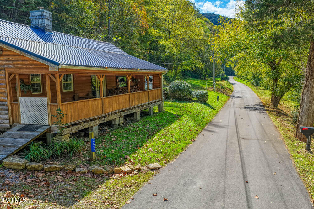3652 Horton Ford Road Eidson, TN 37731 - Photo 2 of 61 3652 Horton Ford Rd MLSa (2 of 37)