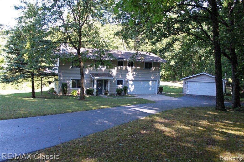 6455 Brighton Road Brighton, MI 48116 - Photo 1 of 21 Private 1 acre site