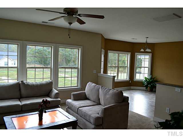 37 Dexter Ridge Angier, NC 27501 - Photo 6 of 24 Gallery Image 6