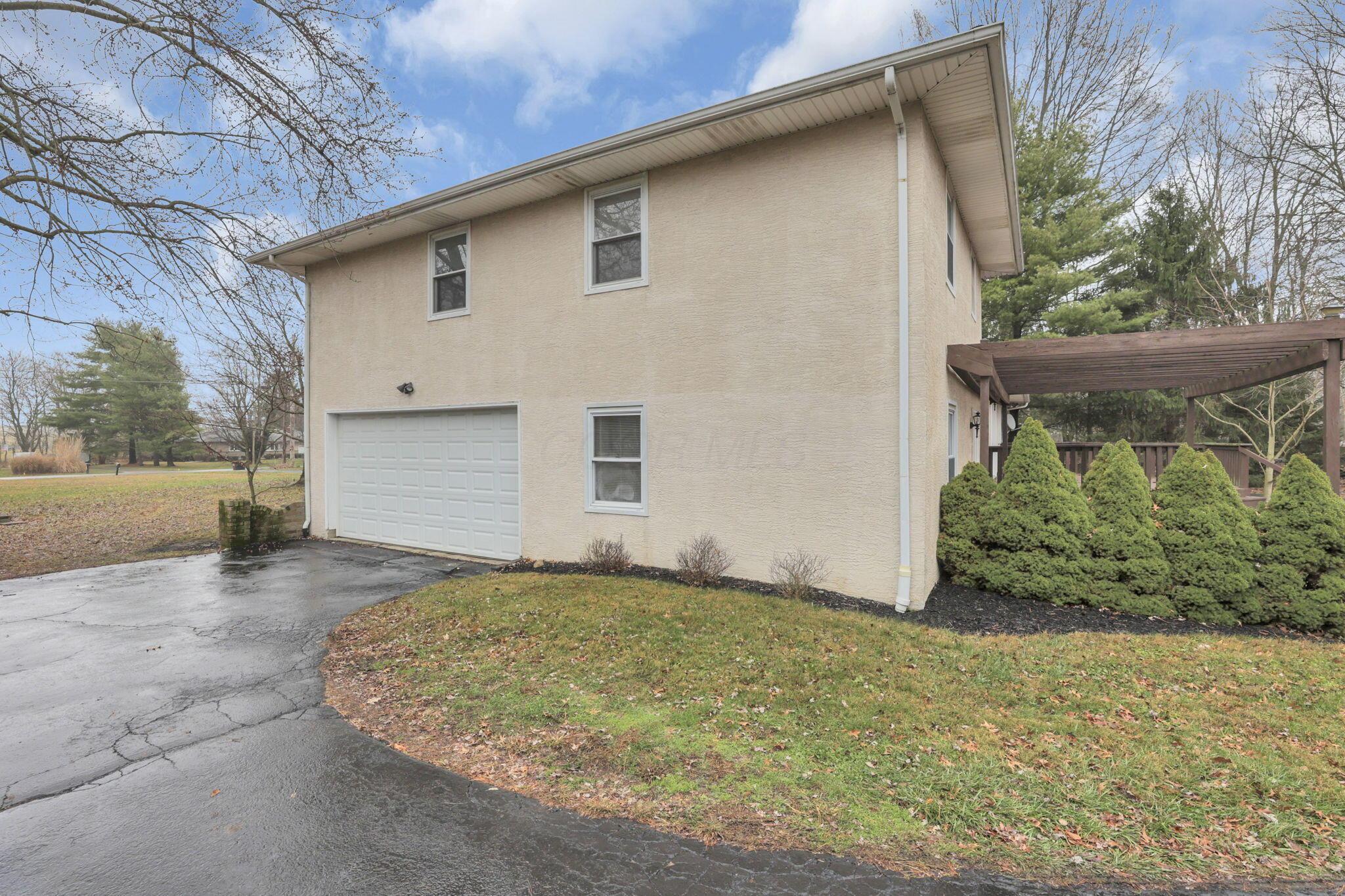 8097 Morse Road Southwest Blacklick, OH 43004 - Photo 46 of 50 Side Area