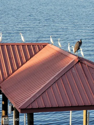 $1,695,000 | 2004 Bayou Laporte Drive, Biloxi, MS 39531