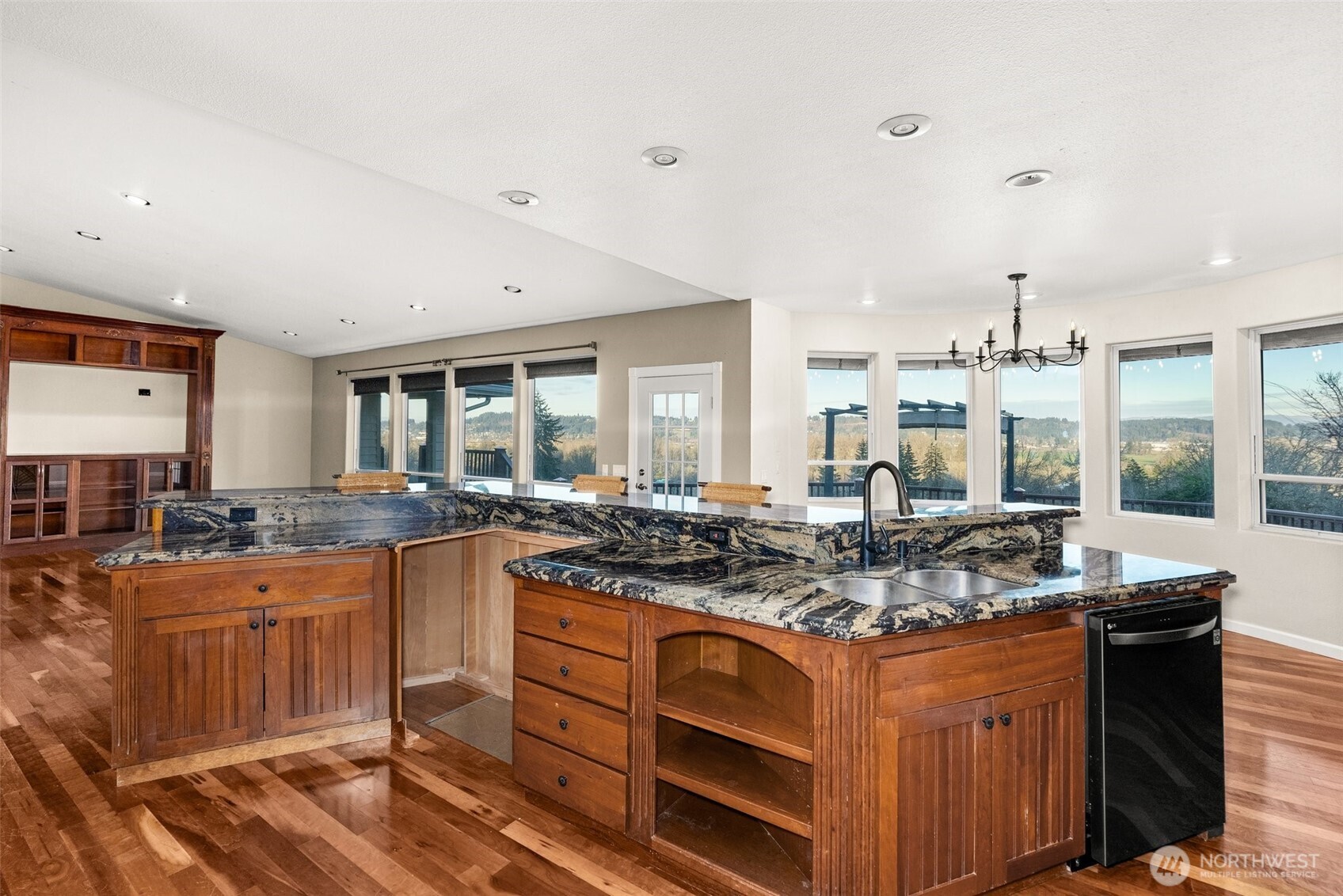 145 Three Mountain Way Chehalis, WA 98532 - Photo 15 of 39