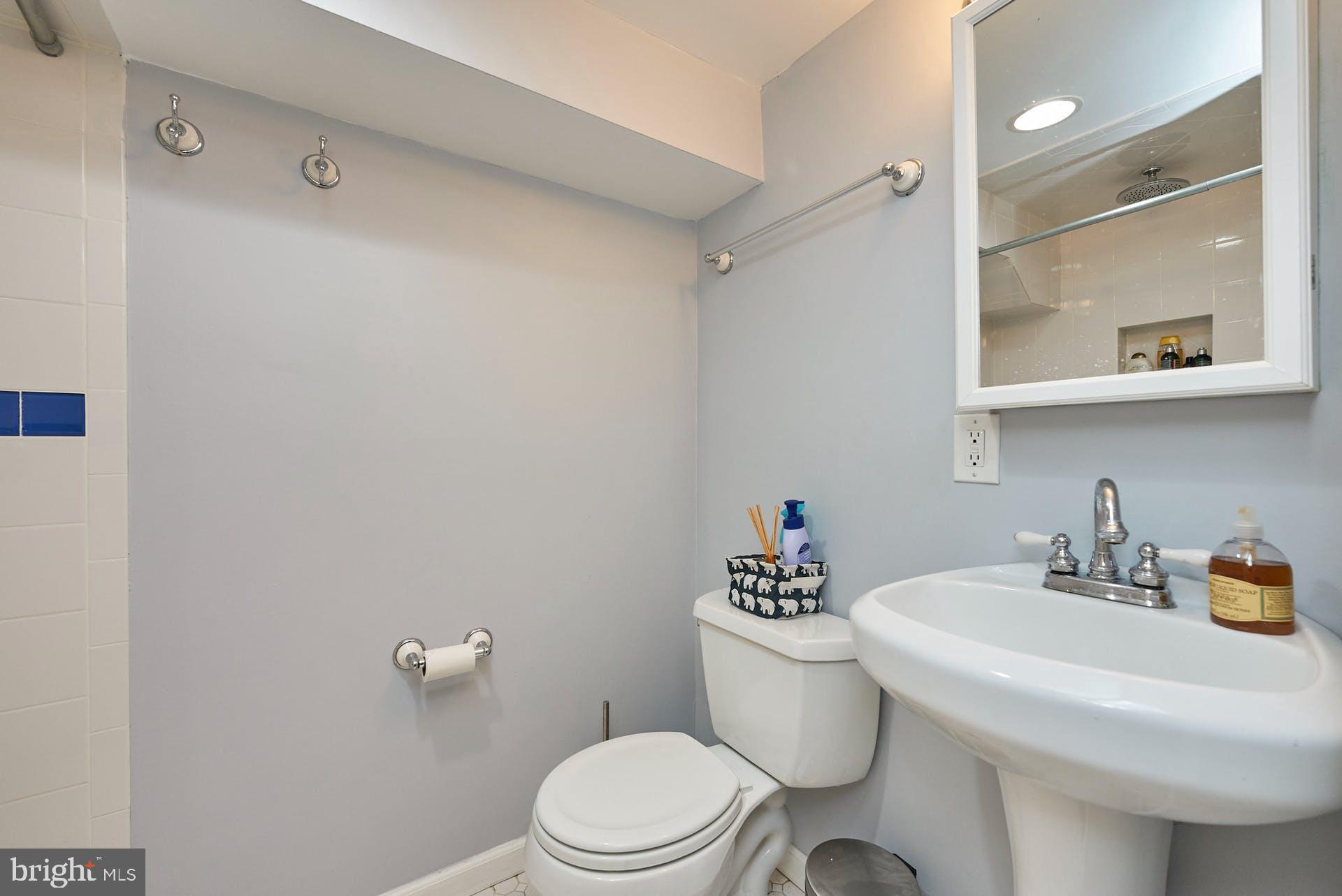 421 K Street Northeast Washington, DC 20002 - Photo 25 of 28