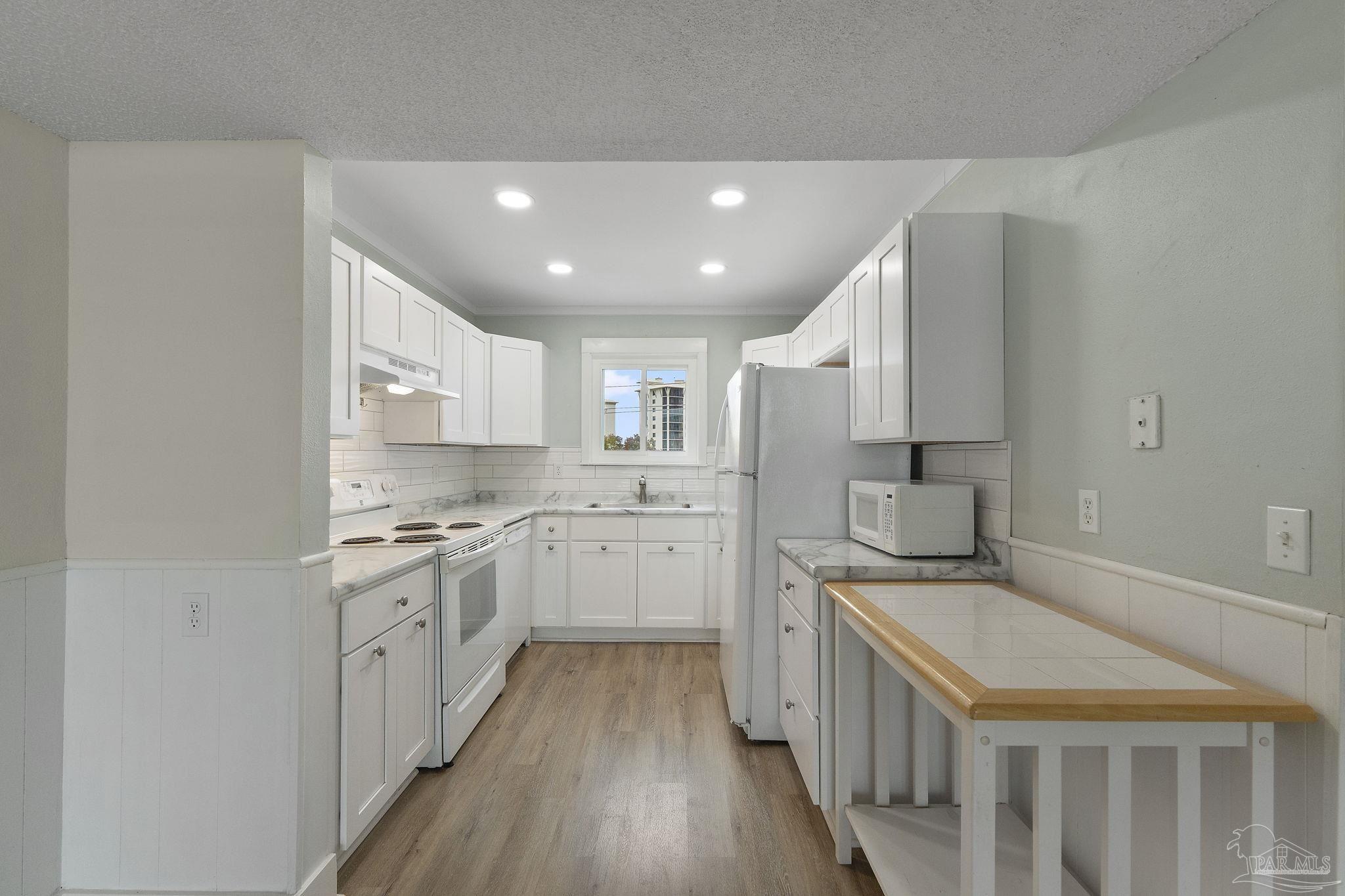 14100 River Road, Unit 324B Pensacola, FL 32507 - Photo 13 of 41