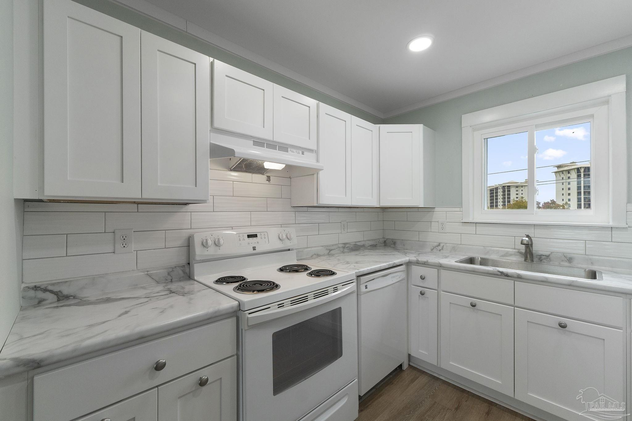 14100 River Road, Unit 324B Pensacola, FL 32507 - Photo 14 of 41