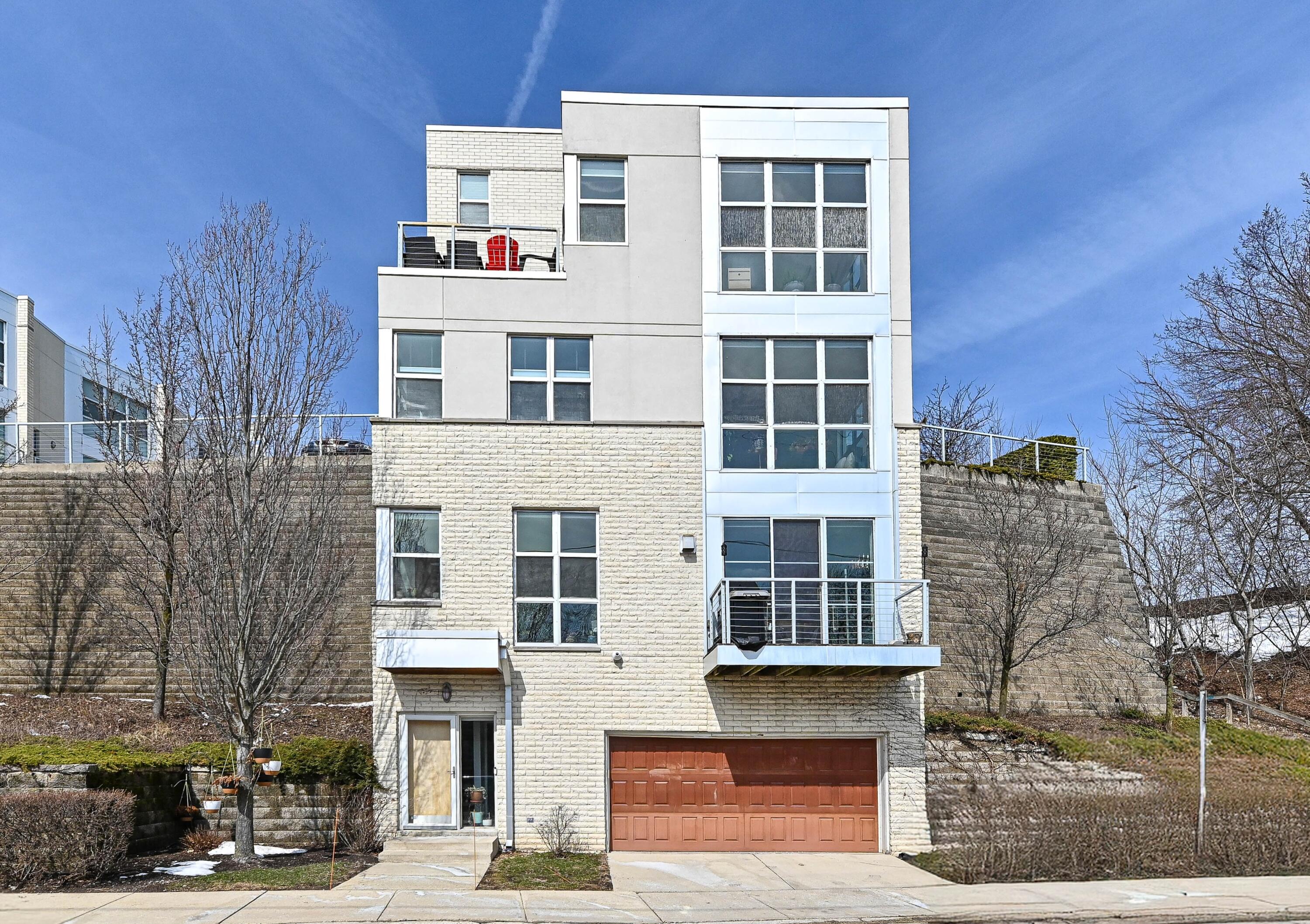 2175 North Riverboat Road Milwaukee, WI 53212 - Photo 2 of 50 Riverboat Road