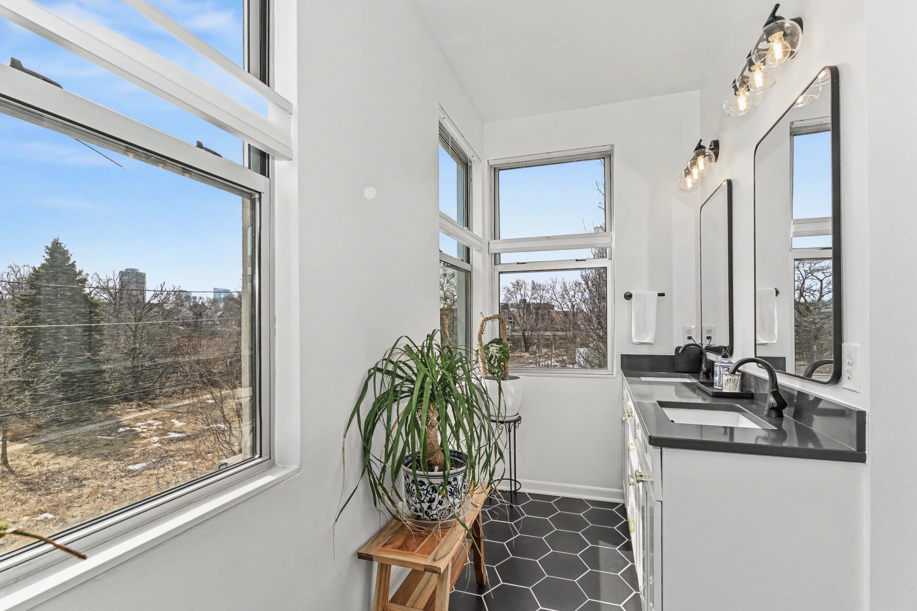 2175 North Riverboat Road Milwaukee, WI 53212 - Photo 34 of 50 Renovated En Suite