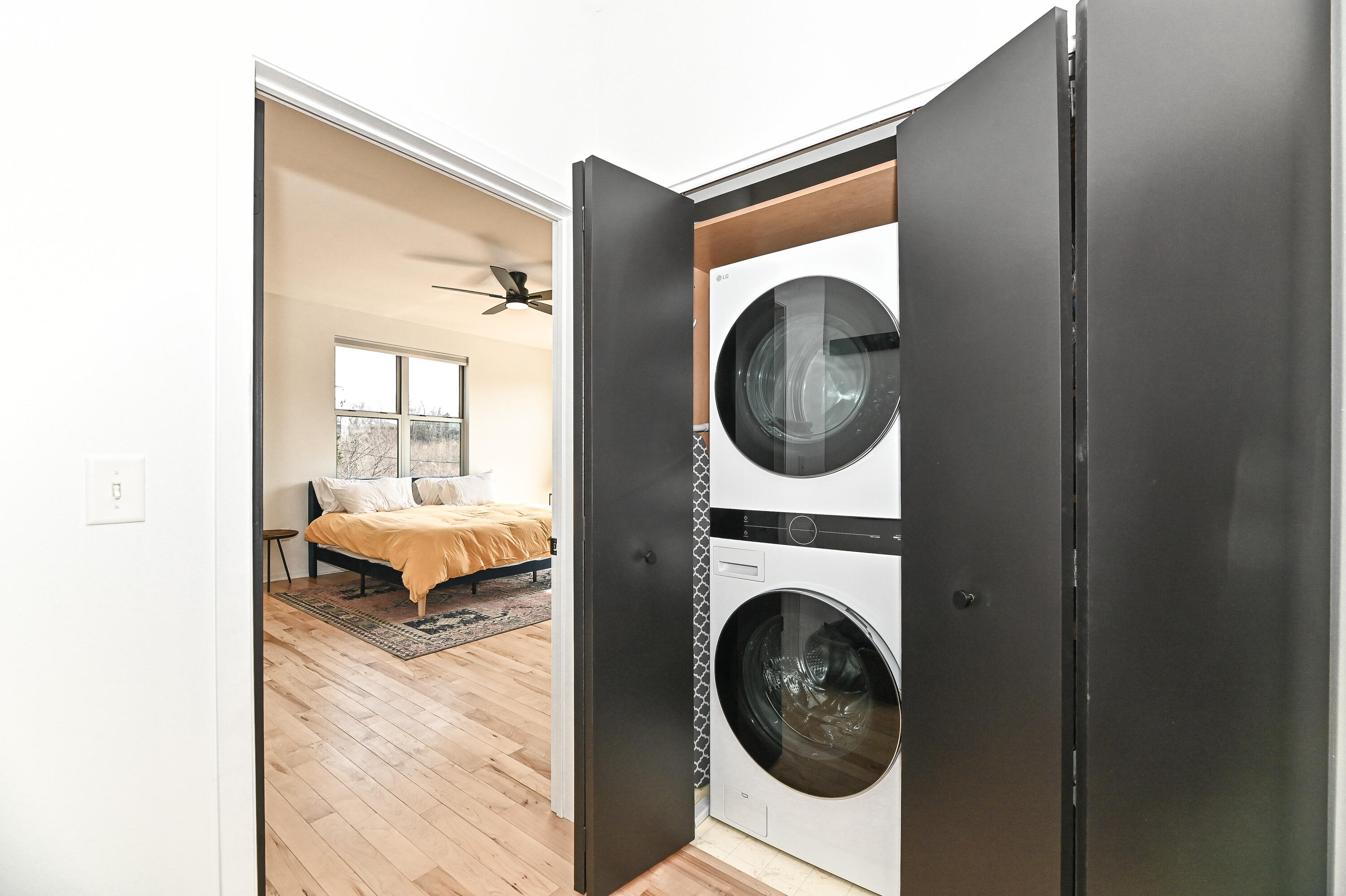 2175 North Riverboat Road Milwaukee, WI 53212 - Photo 43 of 50 In-Unit Garage w/New W&D