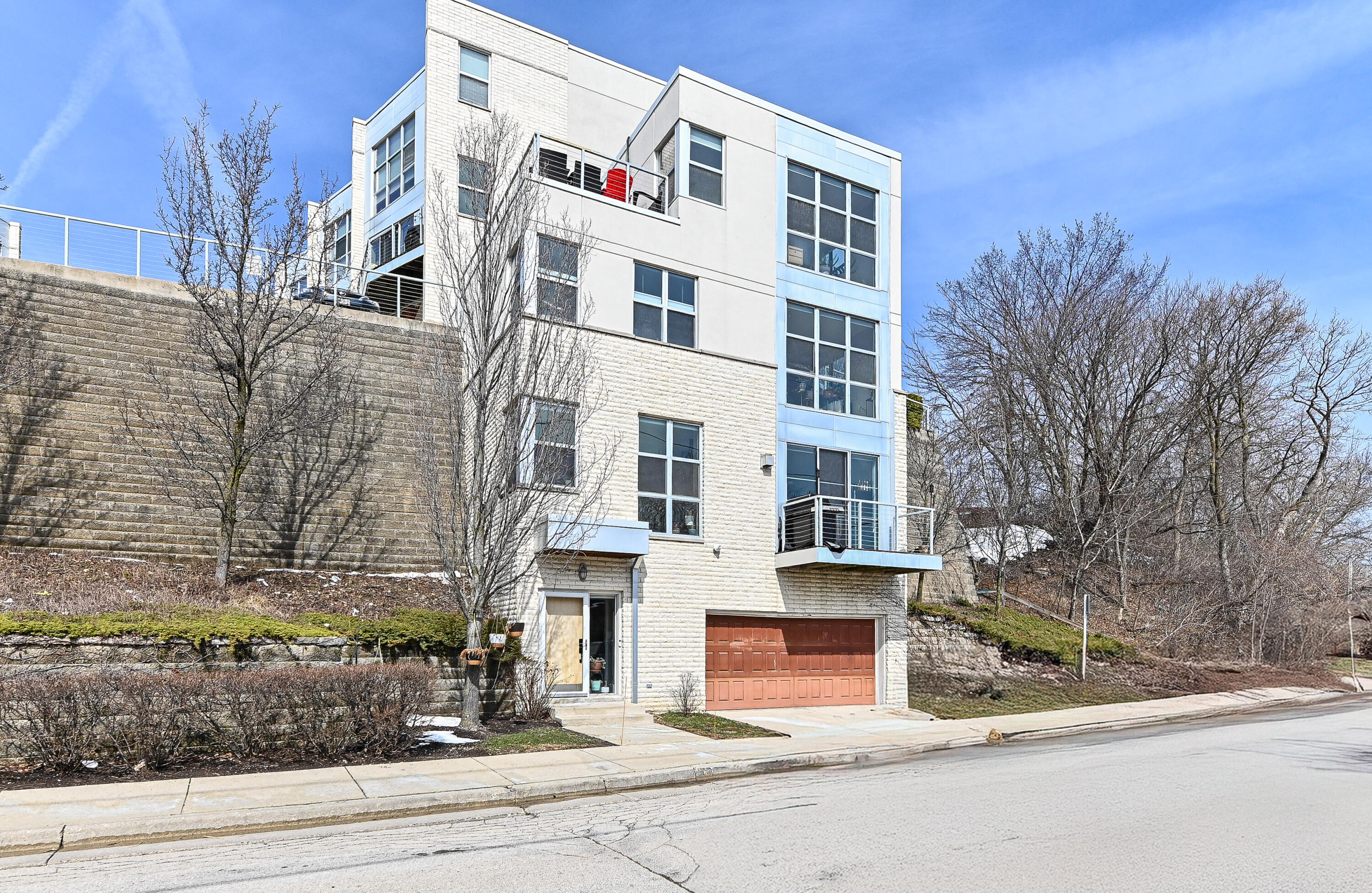 2175 North Riverboat Road Milwaukee, WI 53212 - Photo 6 of 50 Riverboat Road