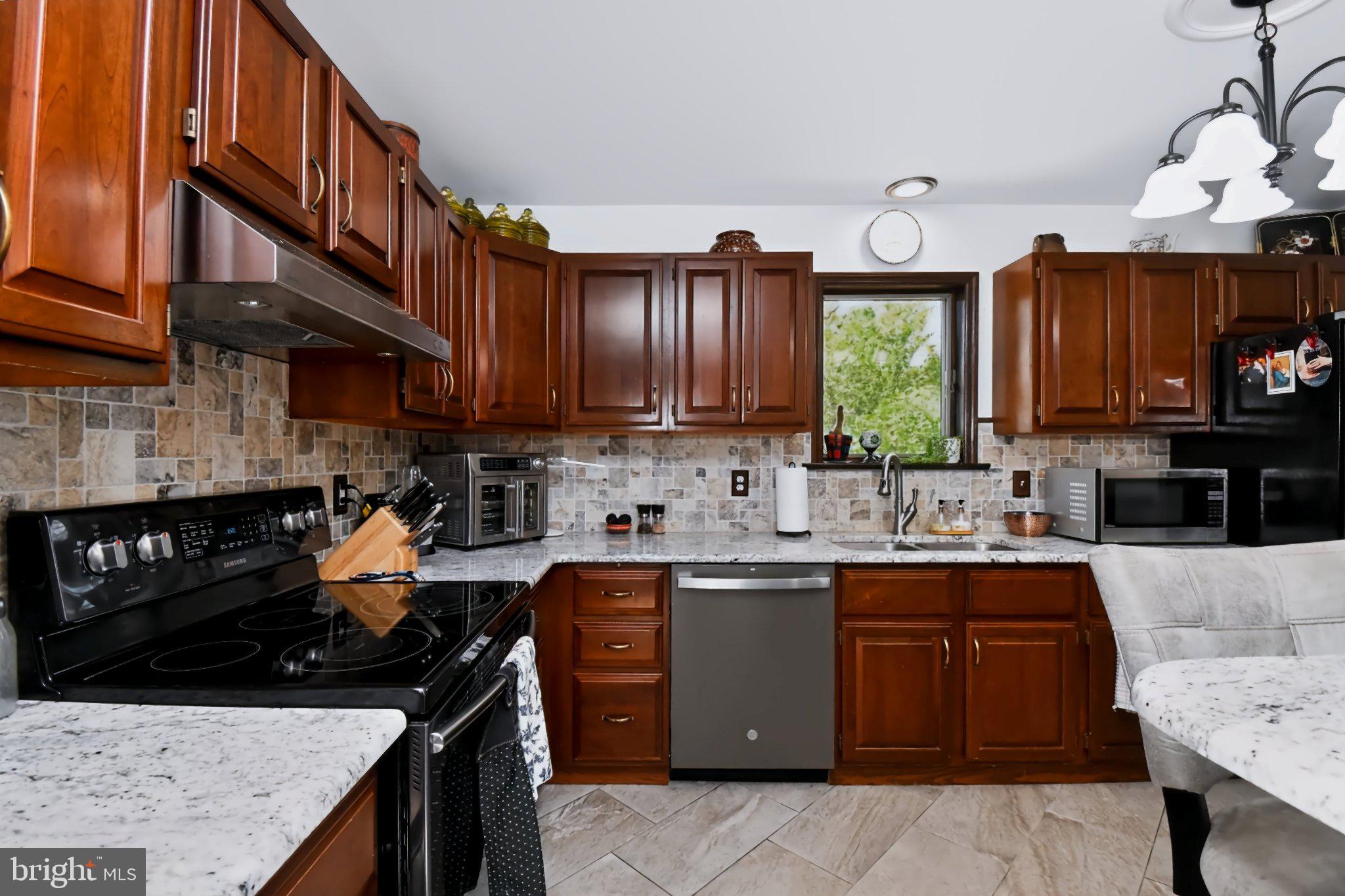 22 Seidel Road Reading, PA 19606 - Photo 9 of 97 Gallery Image 9