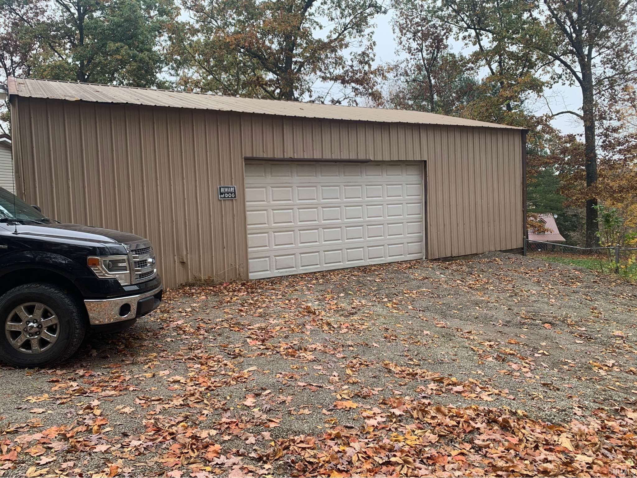 911 North Wolf Road Bloomfield, IN 47424 - Photo 14 of 14