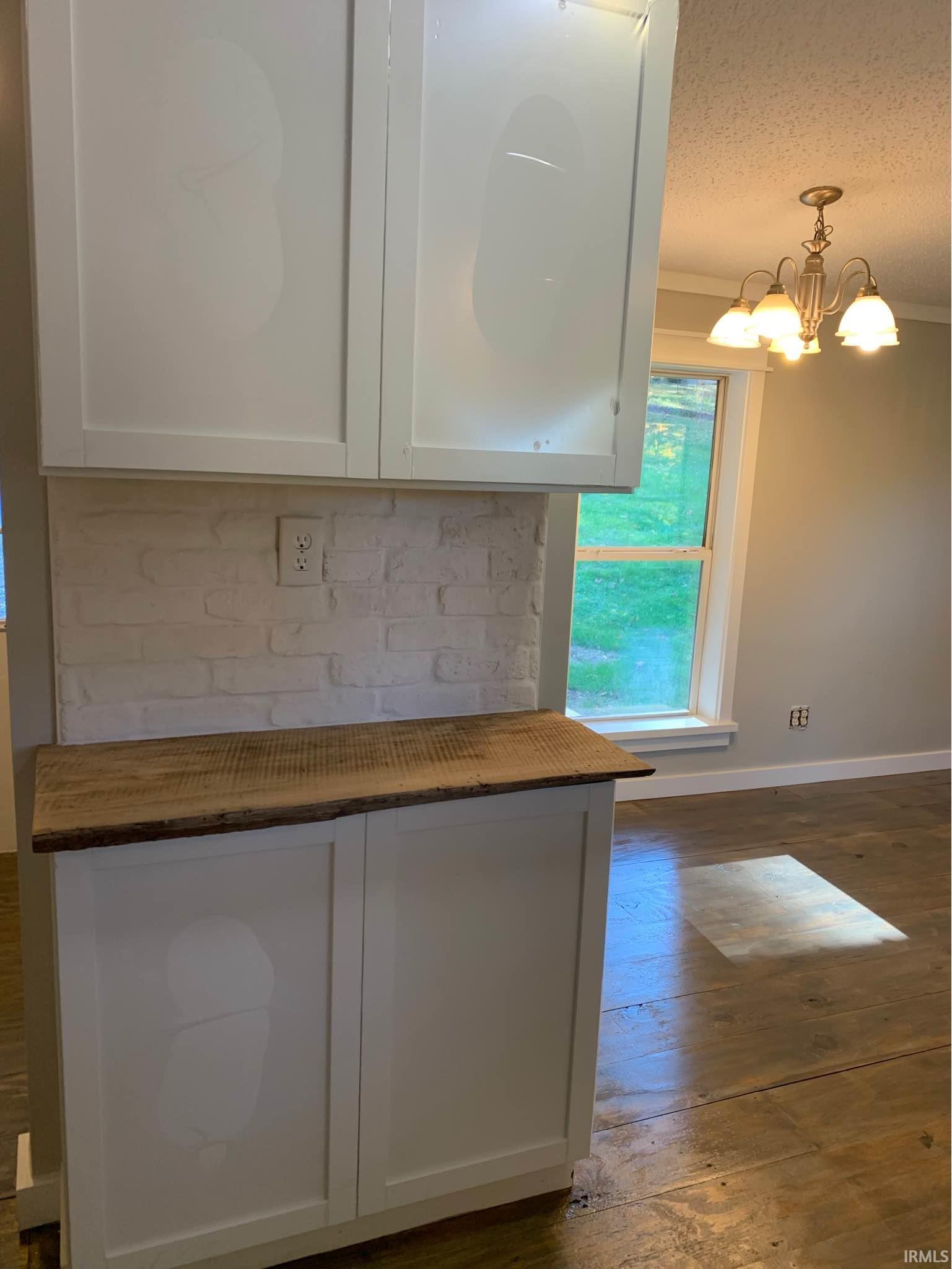 911 North Wolf Road Bloomfield, IN 47424 - Photo 6 of 14
