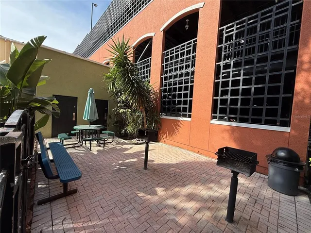 $1,750 | 1810 East Palm Avenue, Unit 1202, Tampa, FL 33605