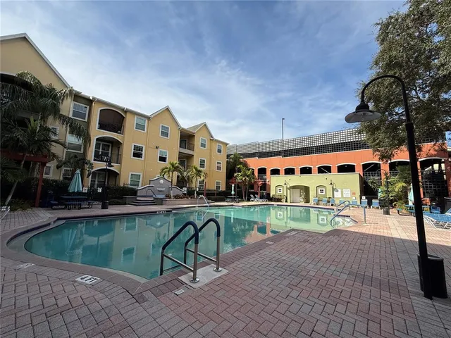 $1,750 | 1810 East Palm Avenue, Unit 1202, Tampa, FL 33605