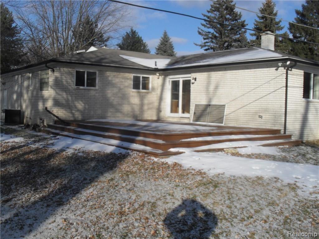 2430 East Thirteen Mile Road Warren, MI 48092 - Photo 18 of 18 13 mile 019.JPG