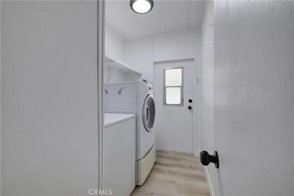 a close view of washer and dryer