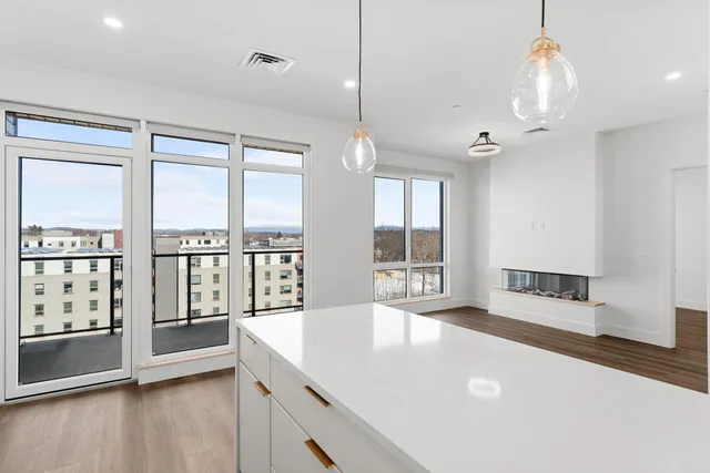 $477,000 | 125 Cambrian Way, Unit 602, Burlington, VT 05401