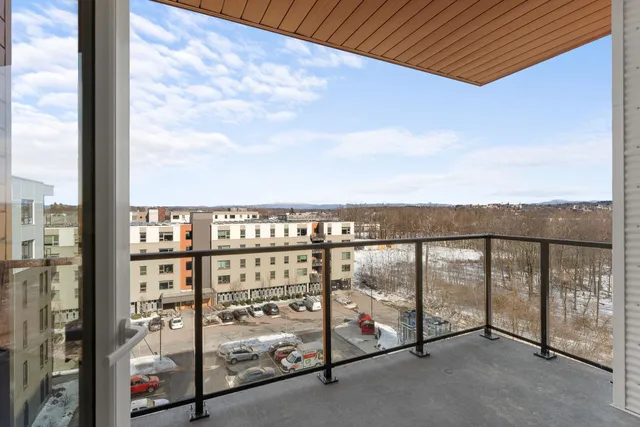 $477,000 | 125 Cambrian Way, Unit 602, Burlington, VT 05401