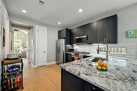 $525,000 | 1312 East M. Franklin Avenue, Unit 2, Austin, TX 78721