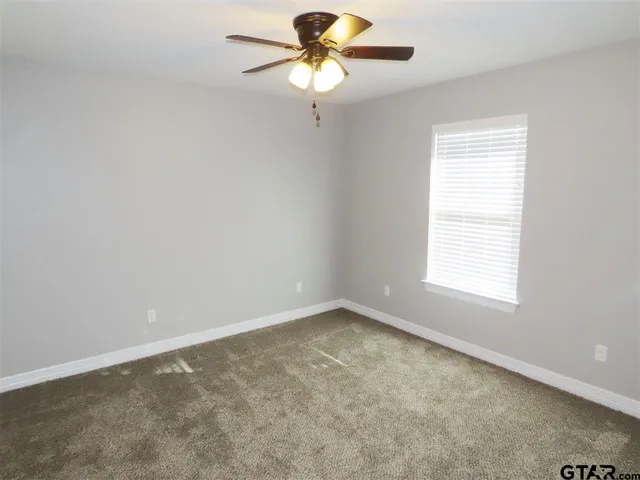 $2,700 | 209 Meadow Lane, Lindale, TX 75771