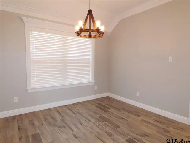 $2,700 | 209 Meadow Lane, Lindale, TX 75771