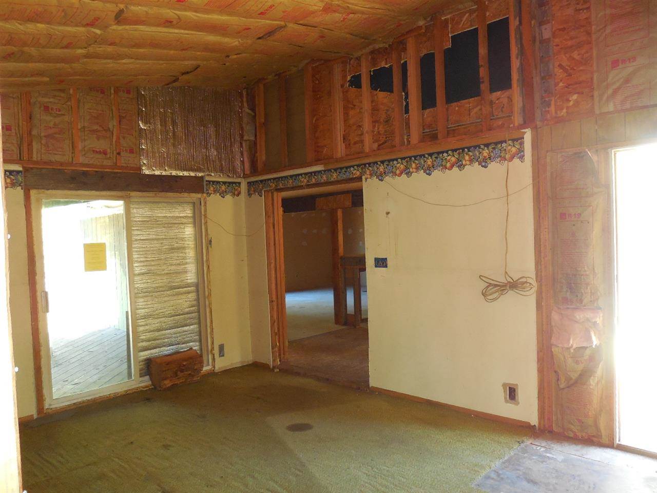 4137 Springdale Hunters Road Springdale, WA 99173 - Photo 8 of 20