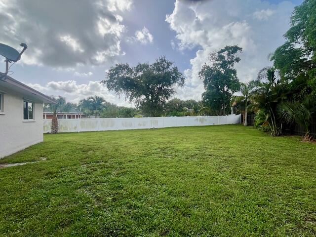 10152 Bergen Court Boca Raton, FL 33428 - Photo 20 of 21 image10 (4)
