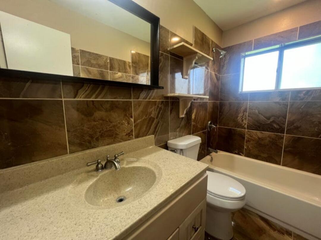10152 Bergen Court Boca Raton, FL 33428 - Photo 6 of 21 14