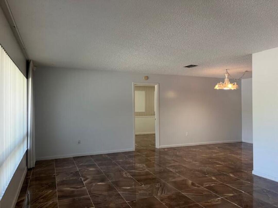 10152 Bergen Court Boca Raton, FL 33428 - Photo 10 of 21 3