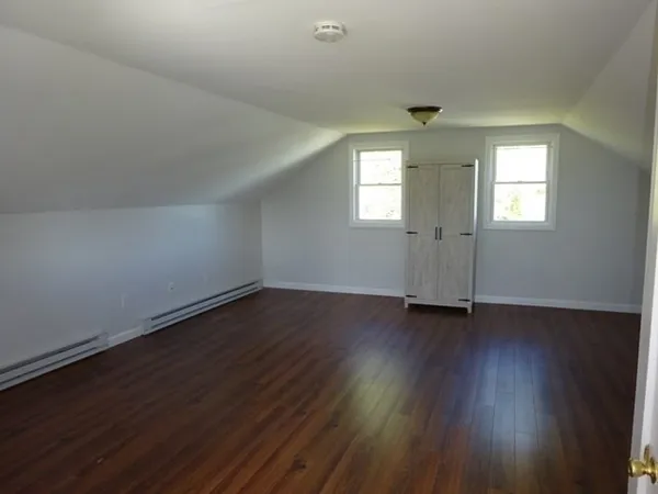 $1,750 | 17 B Oakley Avenue, Bourne, MA 02532