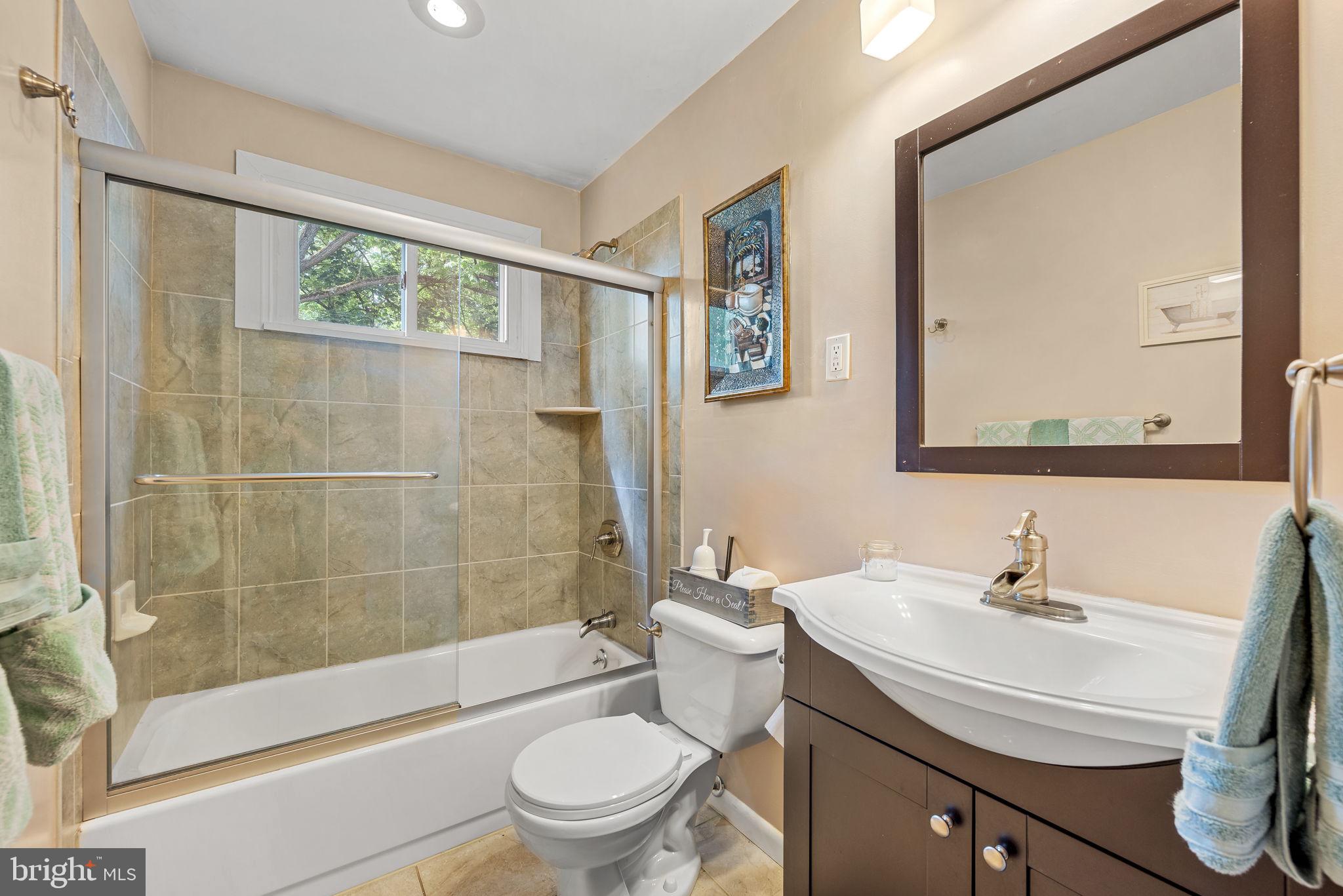1552 Overhill Road West Chester, PA 19382 - Photo 9 of 24 Gallery Image 9