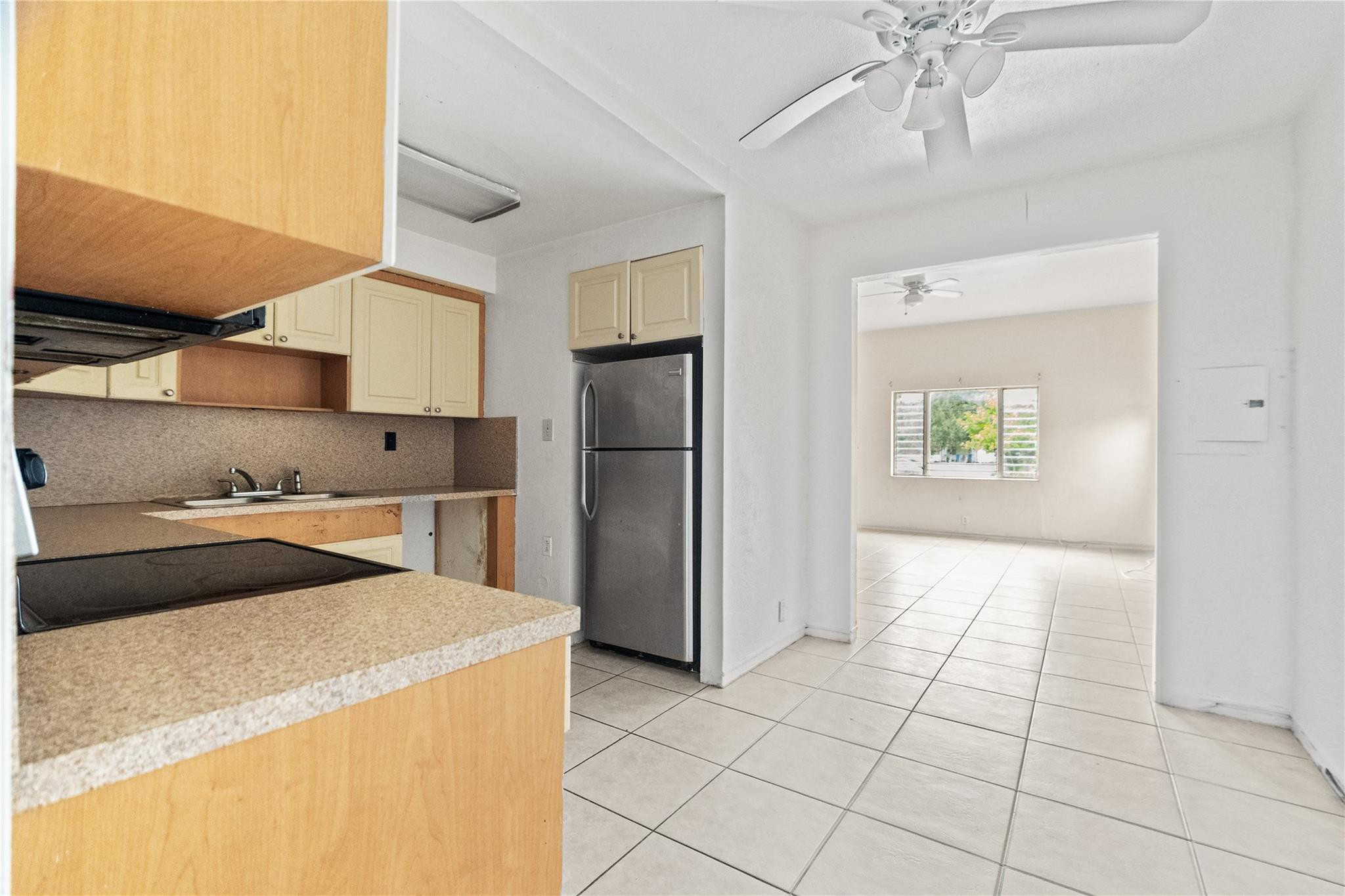 5705 Harding Street Hollywood, FL 33021 - Photo 17 of 38 Photo 17